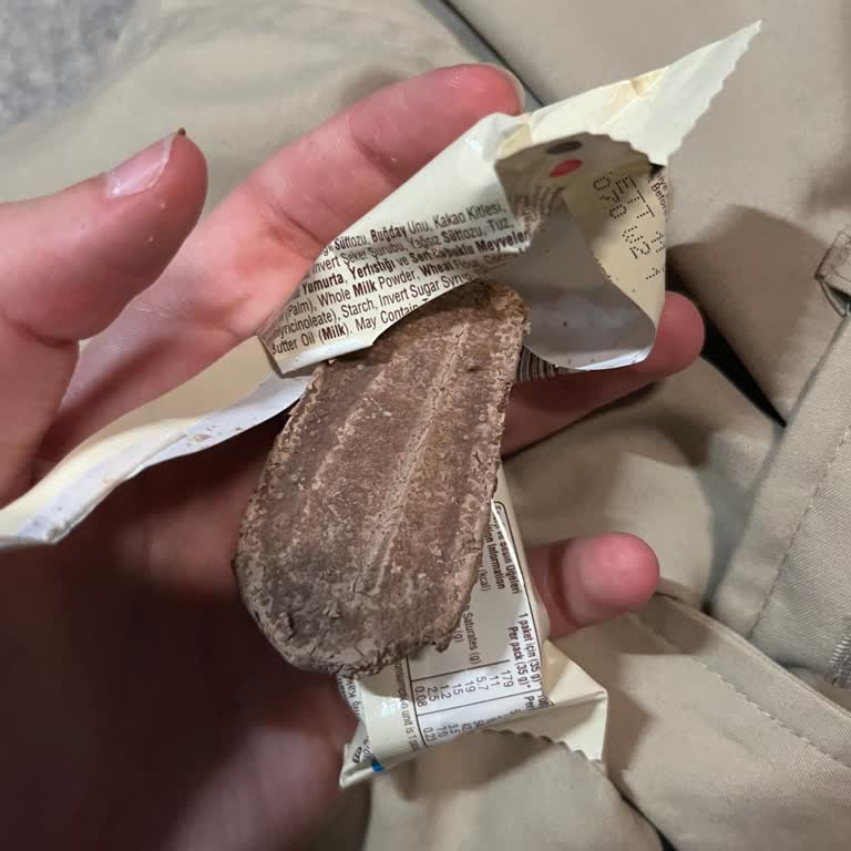 Laviva Sütlü Çikolatalı Çikolatada Koku Ve Tat Sorunu, Gıda Güvenliği Endişesi