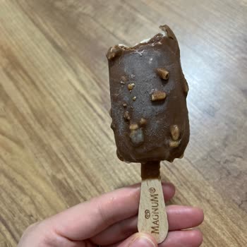 A101 Esenyurt Şubesinde Sürekli Bozulmuş Magnum Dondurma Sorunu