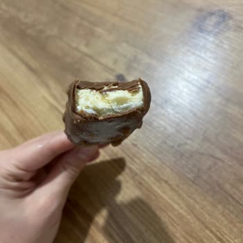 A101 Esenyurt Şubesinde Sürekli Bozulmuş Magnum Dondurma Sorunu