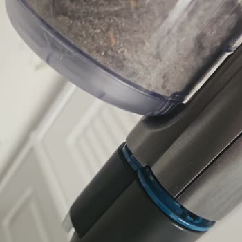 Philips 8000 Aqua Süpürgede Kronik Plastik Parça Kırılması Ve Garanti Sorunu