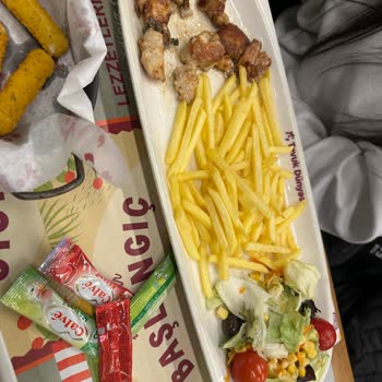 Tavuk Dünyası Kremantar Menüsü Hayal Kırıklığı Ve Yetersiz Hizmet Deneyimi!