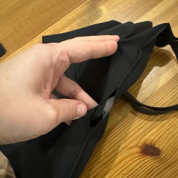 Siyah Sütyen İlk Yıkamada Açıldı Mağduriyetimin Giderilmesini İstiyorum