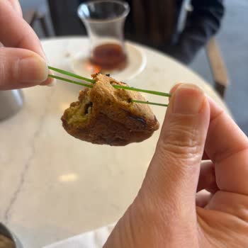 Hastane Kafesinde Kurabiyeden Çıkan Plastik Lastik Sağlığımı Riske Attı