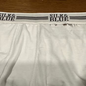 Aldığım Boxerlar Dar Çıktı, Dikişleri Attı Ve Mağazadan Çözüm Alamadım