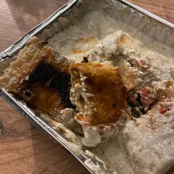 Korikos Tantuni Yanık ve Yenmeyecek Ürünler, İlgisiz Şube: Hem Paramız Hem Güvenimiz Zedelendi