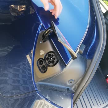 Tesla'nın Servis Sürecindeki Dağınıklık Ve Müşteri Mağduriyeti