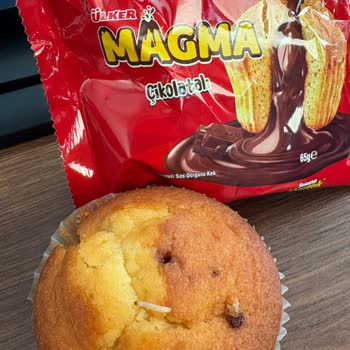 Kapalı Ambalajda Satın Alınan Kekten Canlı Kurt Çıkması Ve Hijyen Sorunu