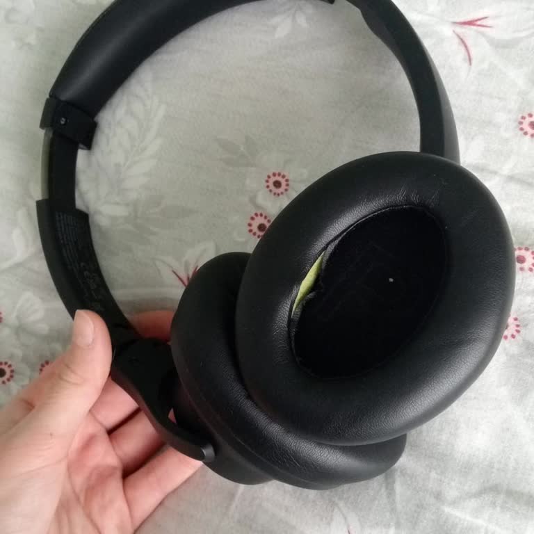 Garanti Kapsamındaki Kulaklıkta Ped Sorunu Ve Servis İlgisizliği