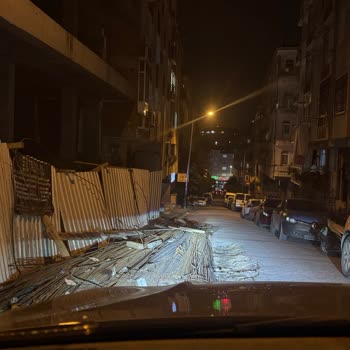 Yükselen Sokak'taki İnşaat Nedeniyle Ulaşıma Engel Ve Yol Sorunu