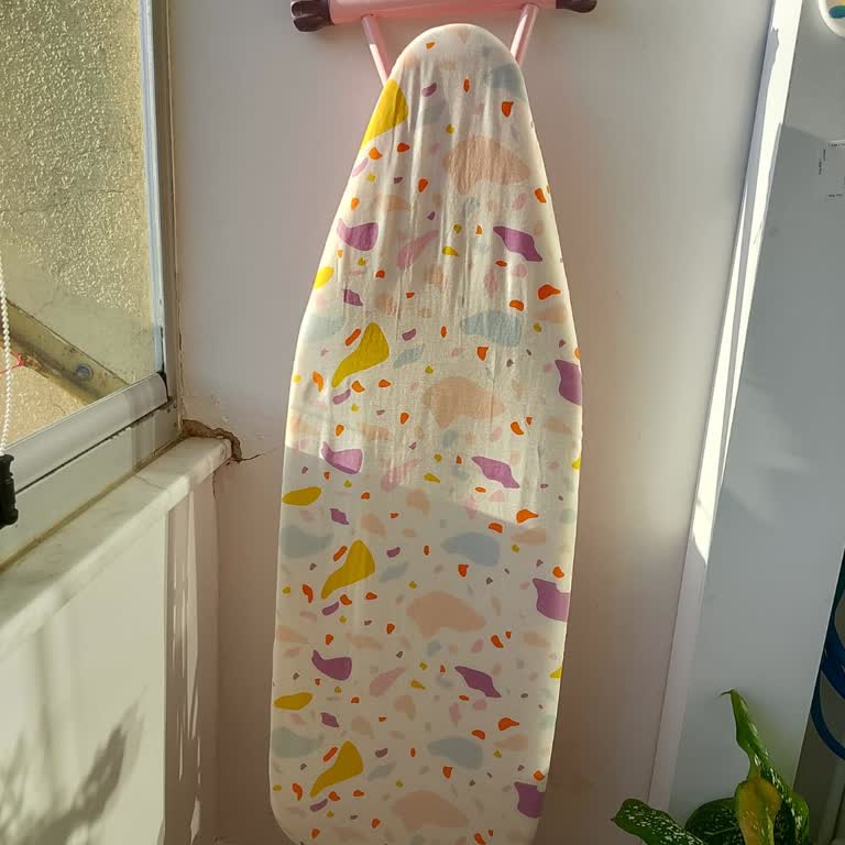 Kusurlu Ütü Masası Ve Mağaza Personelinin Kırıcı Yaklaşımı Mağduriyet Yarattı