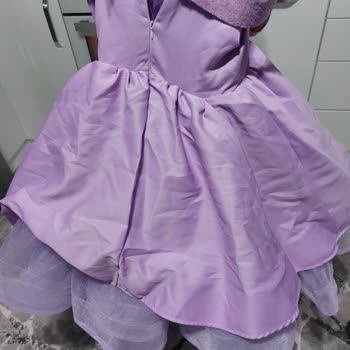 Kusurlu Elbise Ve Hakem Heyeti Kararına Rağmen İade Yapılmıyor, Mağduriyet Yaşıyorum