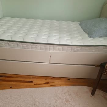 Yavrulu Yatak Servis Sürecinde Gecikme Ve Mağduriyet