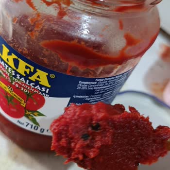 Akfa Salça Kavanozunda Yabancı Cisimle Karşılaşma Ve Sağlık Riski Endişesi