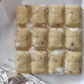 Aldığım 14 Paket Çikolatanın Bozuk Çıkması Ve Yaşadığım Sağlık Sorunu