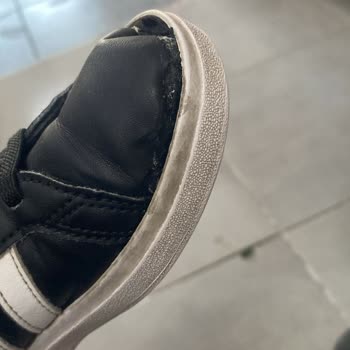 Kısa Sürede Deforme Olan Çocuk Ayakkabısı İçin İade Talebi Ve Mağduriyet