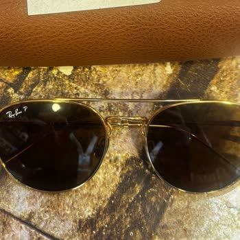 Rayban Gözlüğümde Sürekli Aynı Sorun, Onarım ve Parça Desteği Yok!