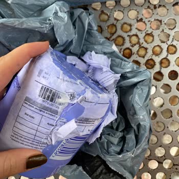 Kırık Ve Akmış Krem İçin Mağaza Ve Müşteri Hizmetlerinden Çözüm Alamadım