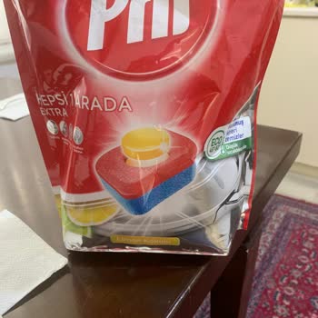 Pril Tabletler Bulaşıkları Temizlemiyor Bardaklar Mat ve Lekeli Kalıyor