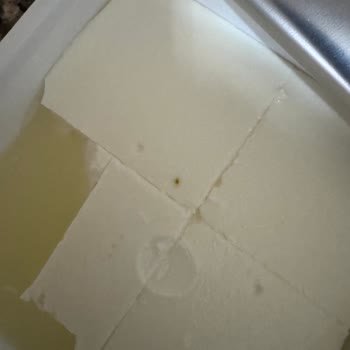 Sütaş Süzme Peynirde Tekrarlayan Hijyen Sorunu Ve Hayal Kırıklığı