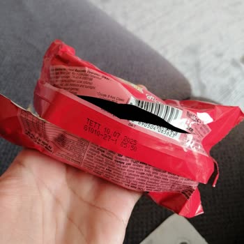 A101'den Aldığım Ülker Popkek Küflü Ve Son Kullanma Tarihi Geçmiş Çıktı