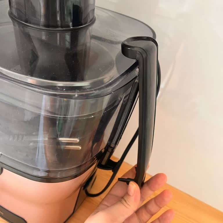 Satın Aldığım Katı Meyve Sıkacağının Kırılan Parçası İçin Fatura Engeline Takıldım, Mağduriyetim Giderilmiyor