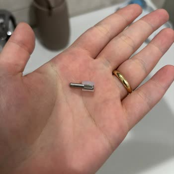 Roborock Süpürgenin Kırık Haznesi İçin Satıcıdan Dönüş Alamıyorum