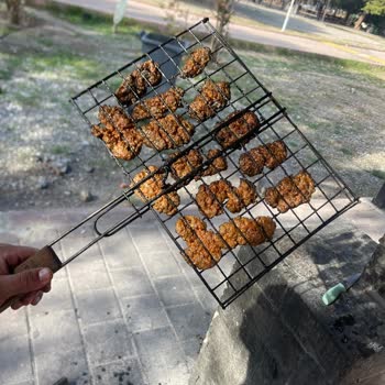Kasap Bölümünden Aldığım Köftenin Yağlı Ve Kıymasız Çıkması Nedeniyle İade Talebim