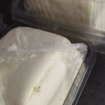 Küflü Peynir Ve Son Kullanma Tarihi Eksikliği Nedeniyle Mağduriyet