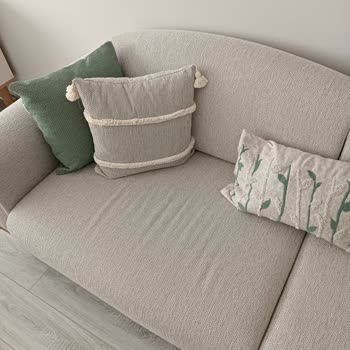 İki Ayda Deforme Olan Koltuk Takımına Servis İlgisizliği Ve Çözüm Talebi