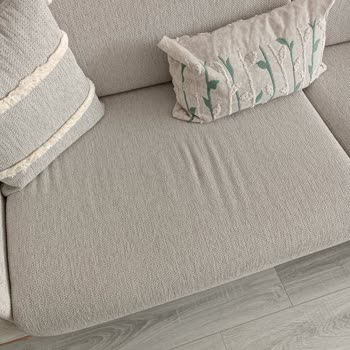 İki Ayda Deforme Olan Koltuk Takımına Servis İlgisizliği Ve Çözüm Talebi