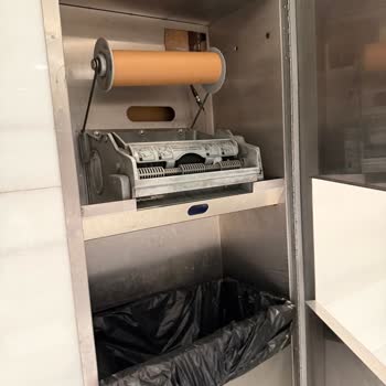 Palladium AVM Erkek Tuvaletlerinde Süregelen Temizlik Ve Hijyen Sorunları