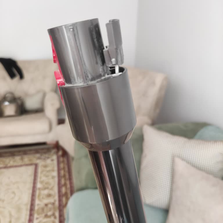 Dyson V15 Submarine Süpürgede Boru Bağlantı Arızası Ve Müşteri Hizmetlerine Ulaşılamaması