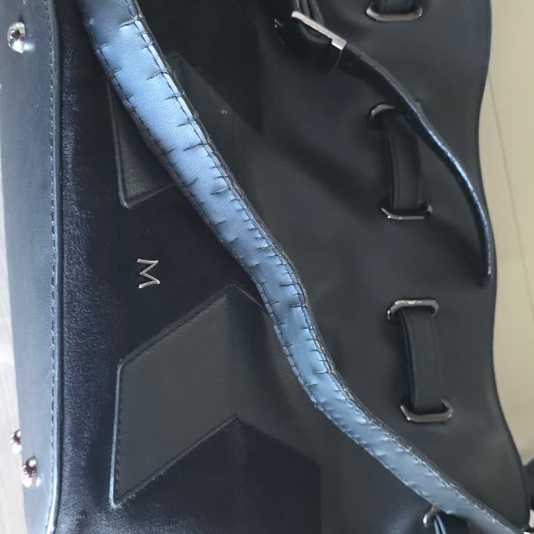 Aldığım Çantanın Askısı Kısa Sürede Deforme Oldu, Müşteri Hizmetlerine Ulaşamıyorum