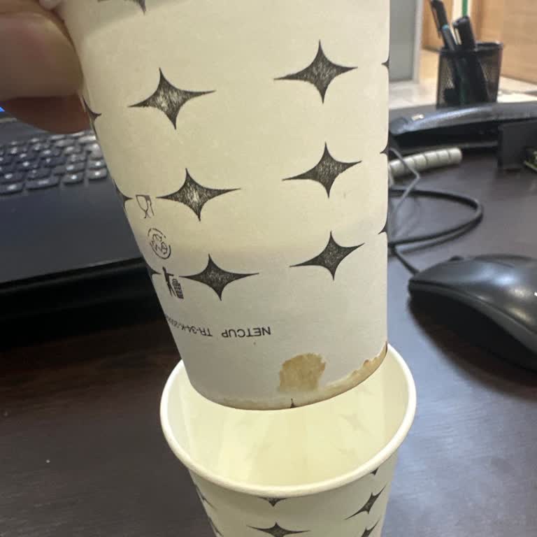 Aldığım Karton Bardaklar Sızdırıyor Ve Kalitesiz Çıktı