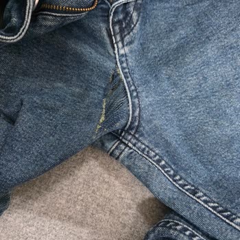 Kısa Sürede Yırtılan Pantolon Ve Yetersiz Mağaza Desteği