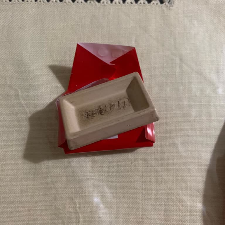 Son Kullanma Tarihi Geçmemiş Çikolatalar Beyazlamış Ve Bozuk Çıktı