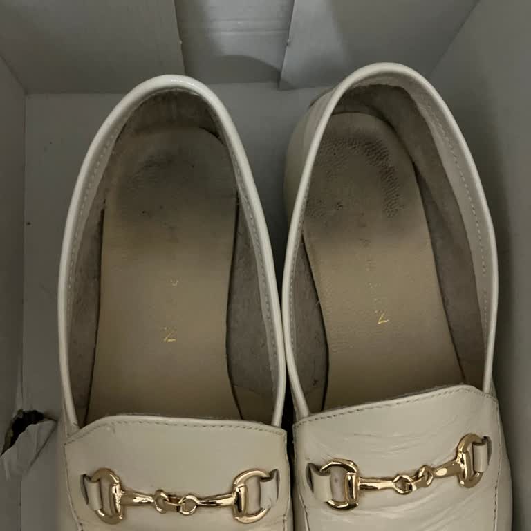 İlk Kullanımda Ayakkabıda Kararma Ve Koku Sorunu, Müşteri Hizmetlerine Ulaşılamıyor