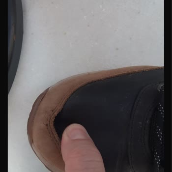 6 Ayda Dikişleri Açılan Ayakkabım İçin Müşteri Hizmetlerinden Çözüm Alamadım