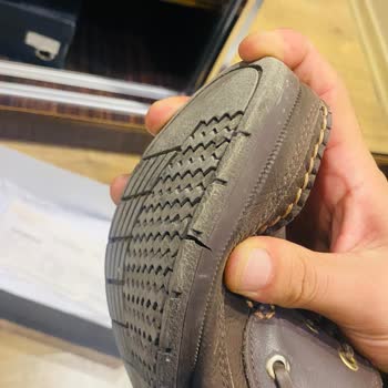 Kısa Sürede Çatlayan Ayakkabı, Reddedilen Değişim Talebi