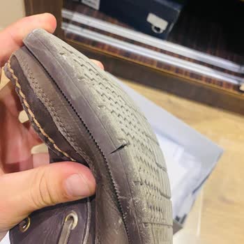 Kısa Sürede Çatlayan Ayakkabı, Reddedilen Değişim Talebi