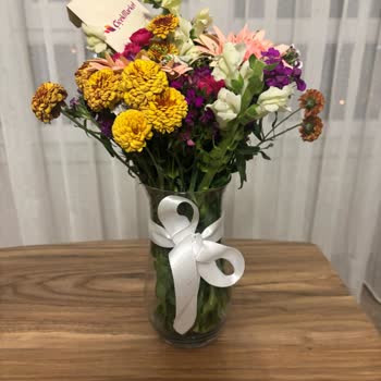 Yanlış Adrese Solmuş Çiçek Teslimatı Öğretmenler Günü Hayal Kırıklığı