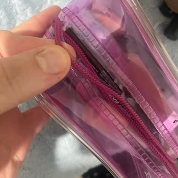 Kısa Sürede Arızalanan Makyaj Çantası İçin Çözüm Sunulmadı