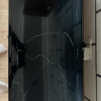 Kırık Televizyonun Değişimi İçin Mağduriyet Yaşıyorum