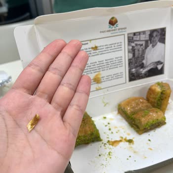 Fakı Mehmet Efendi Baklavadan Çıkan Fıstık Kabuğu Sağlığımı Riske Attı