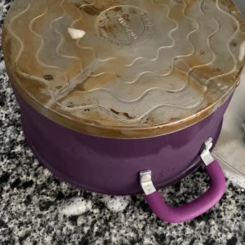 Çaydanlık Kısa Sürede Lekelendi Ve Mutfak Eşyalarım Zarar Gördü