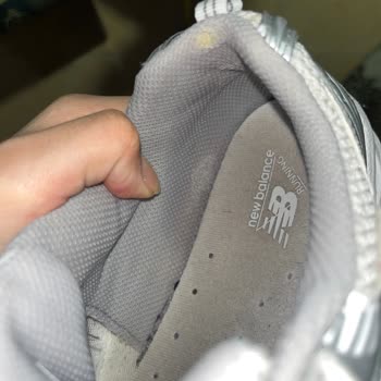 New Balance 530 Ayakkabıda Kısa Sürede Yırtılma Ve Olumsuz Garanti Sonucu