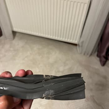 Dreame L10s Pro Robot Süpürge Ana Fırça Kauçuğu Kısa Sürede Hasar Gördü