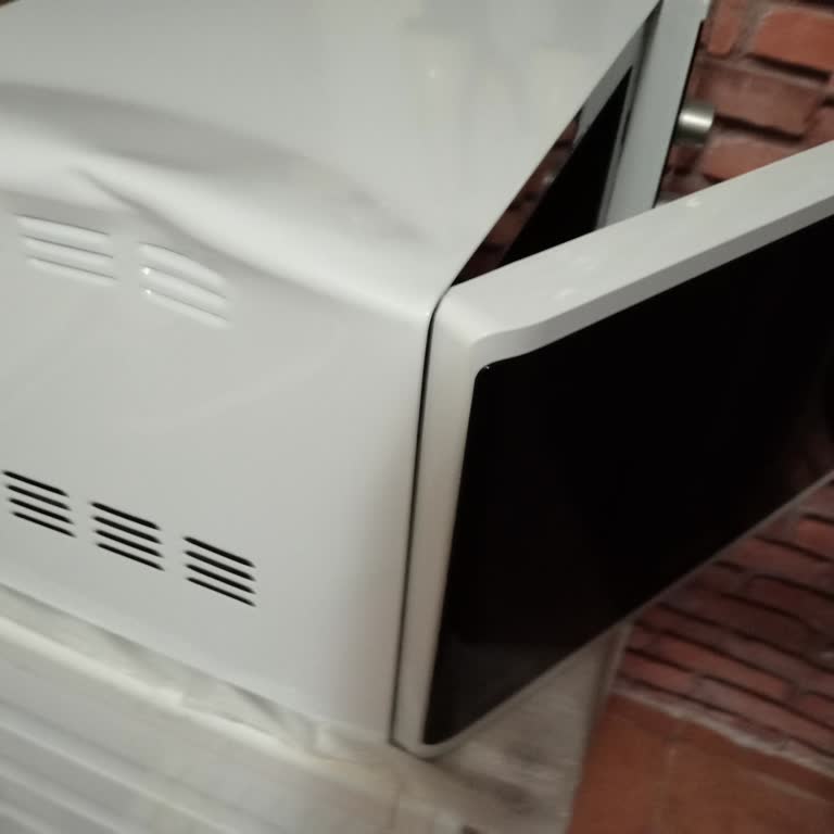 Hasarlı Gelen Mikrodalga Fırın İçin Yanıtsız Kalan Satıcı