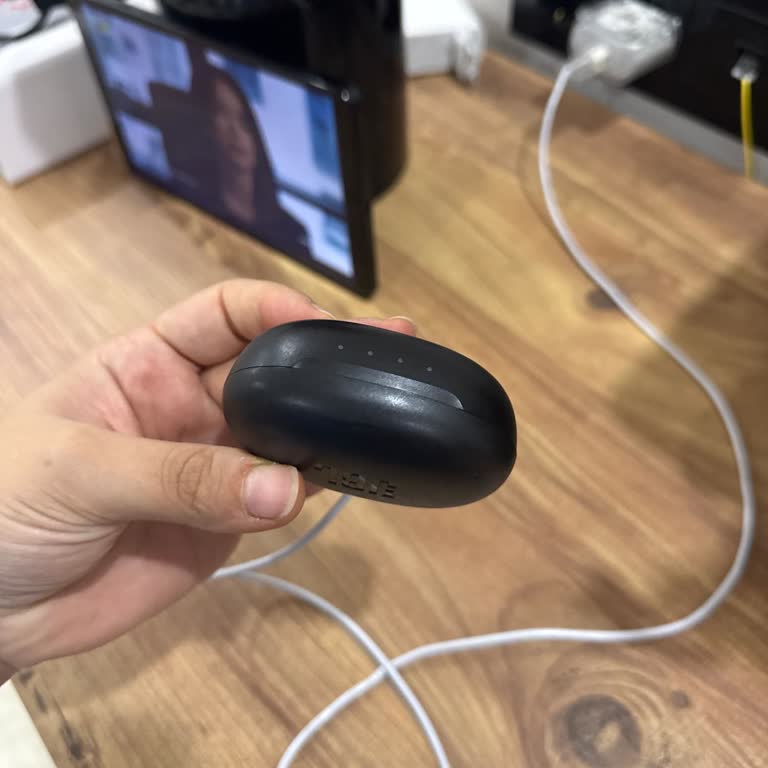 JBL Free 2 Kulaklığım Şarj Olmuyor, Garantiye Ulaşamıyorum