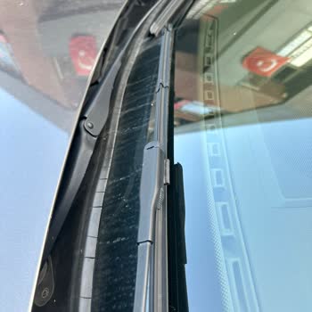 BMW 320i Silecek Izgarası Kronik Çürüme Sorunu Mağduriyeti